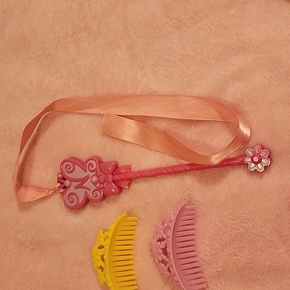 Fancy Nancy Dress-Up Set - Picture 9 of 10